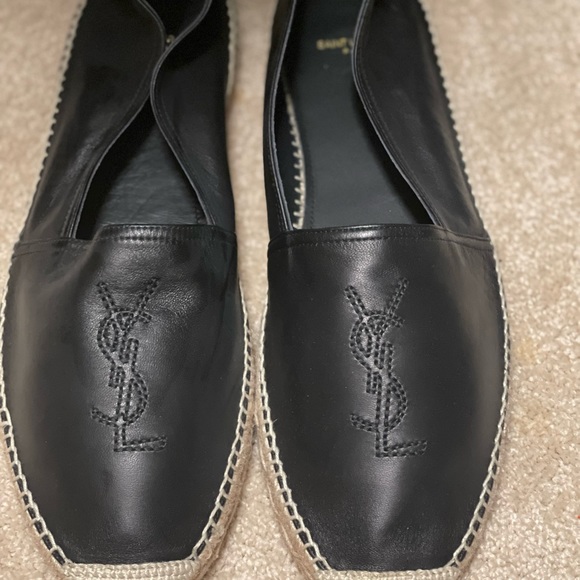 Saint Laurent Monogram Espadrilles in smooth leather (New /Great condition) - Picture 2 of 5